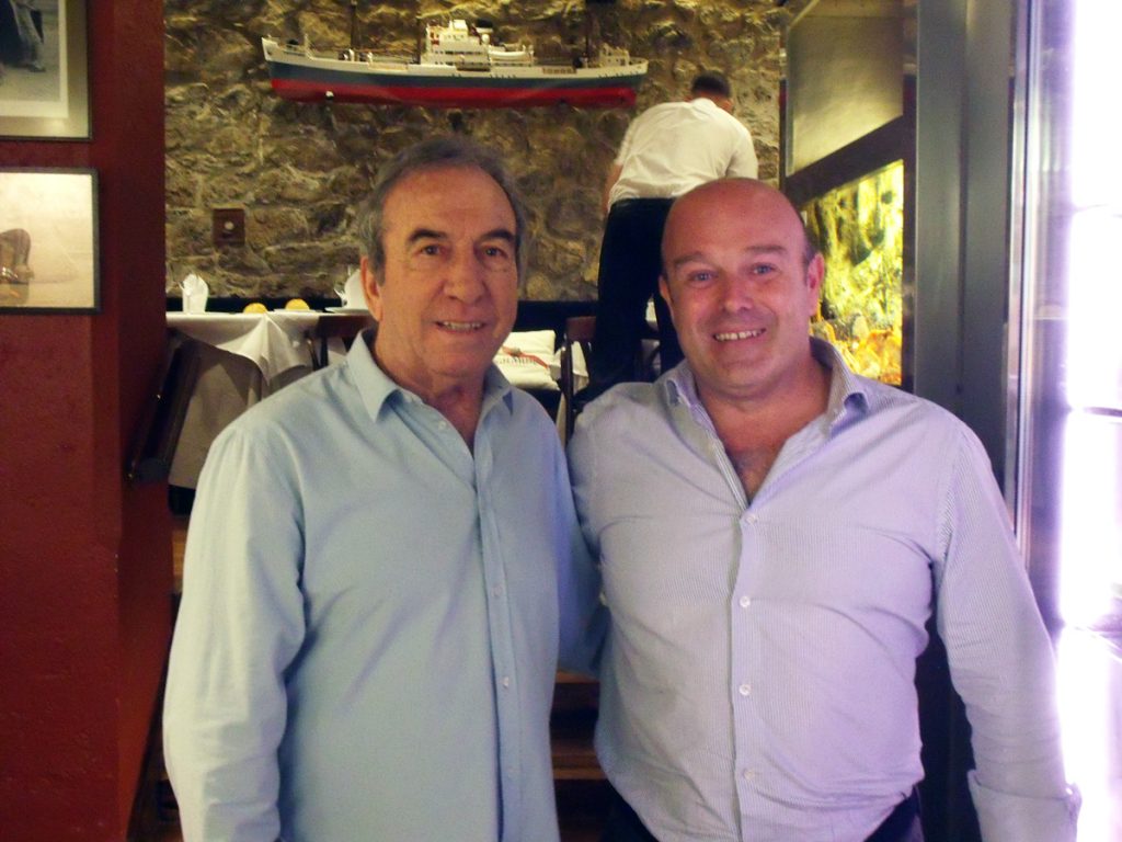 Con el cantautor y compositor José Luis Perales
